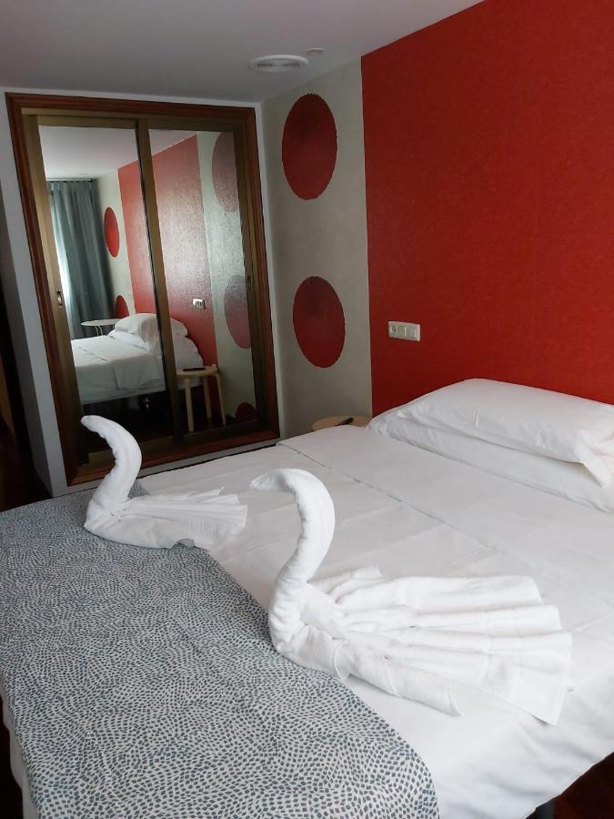 Saudade Hostal Cafeteria A Coruña Zewnętrze zdjęcie