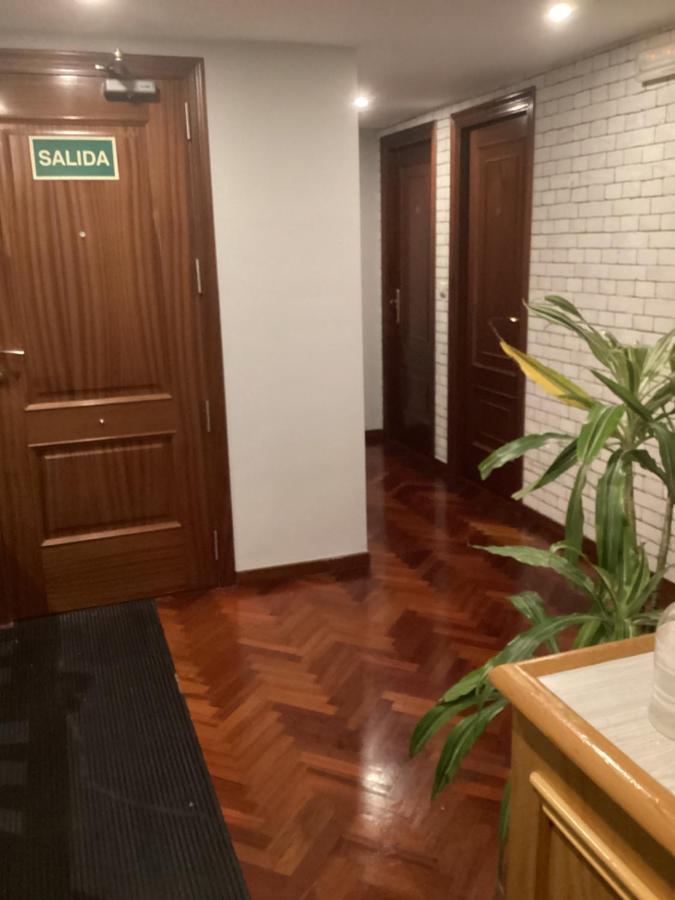 Saudade Hostal Cafeteria A Coruña Zewnętrze zdjęcie