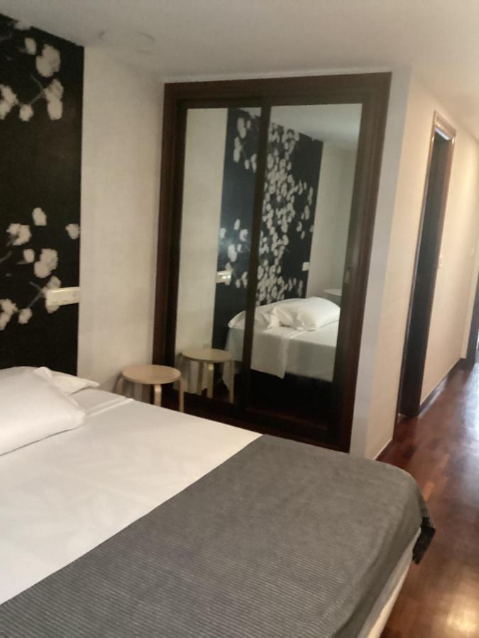 Saudade Hostal Cafeteria A Coruña Zewnętrze zdjęcie