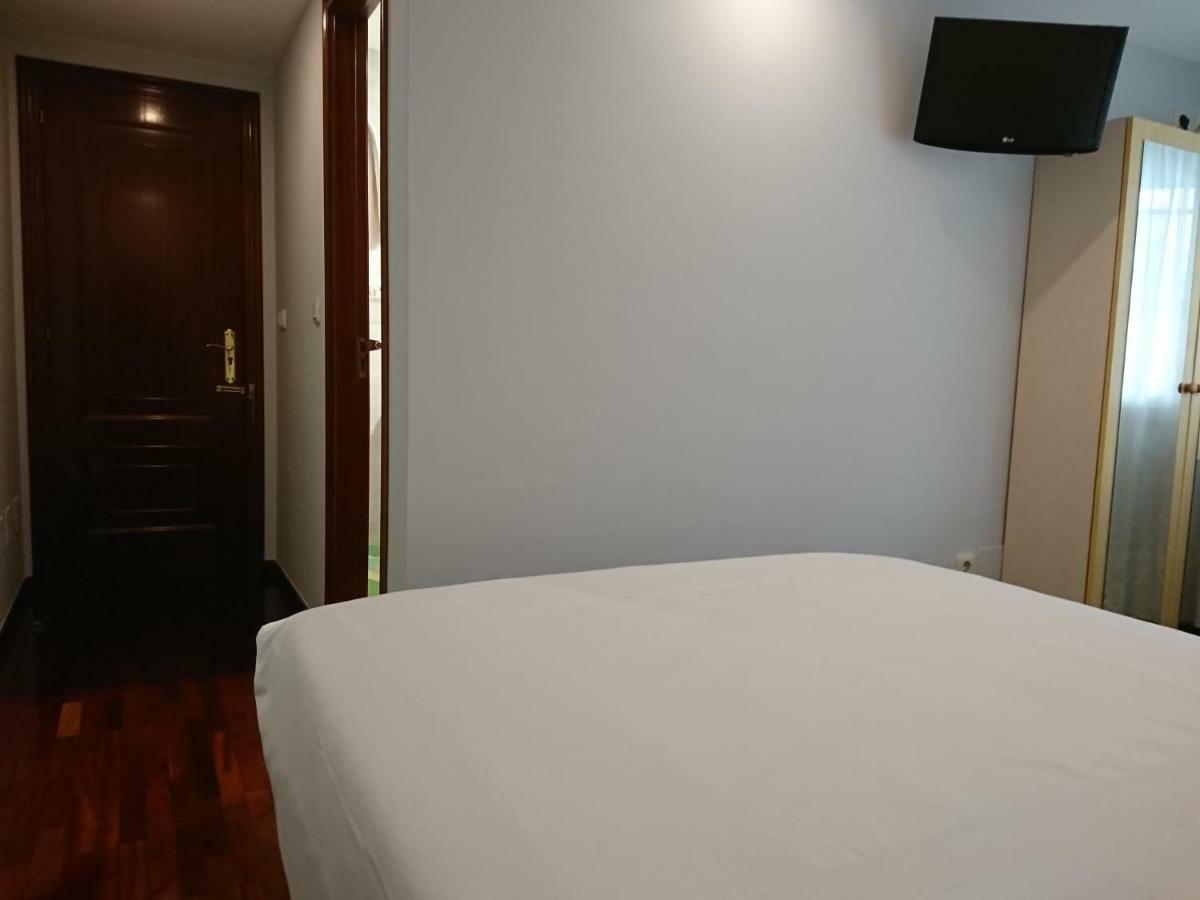 Saudade Hostal Cafeteria A Coruña Zewnętrze zdjęcie